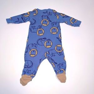 Carter’s blue lion Onesie, 3M